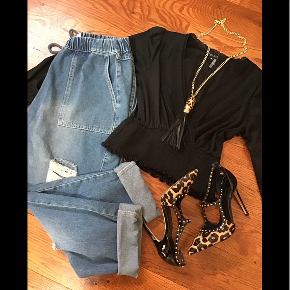 White Birch Straight Leg Denim Pants With Elastic Waist and Drawstring Size Med - Picture 3 of 15